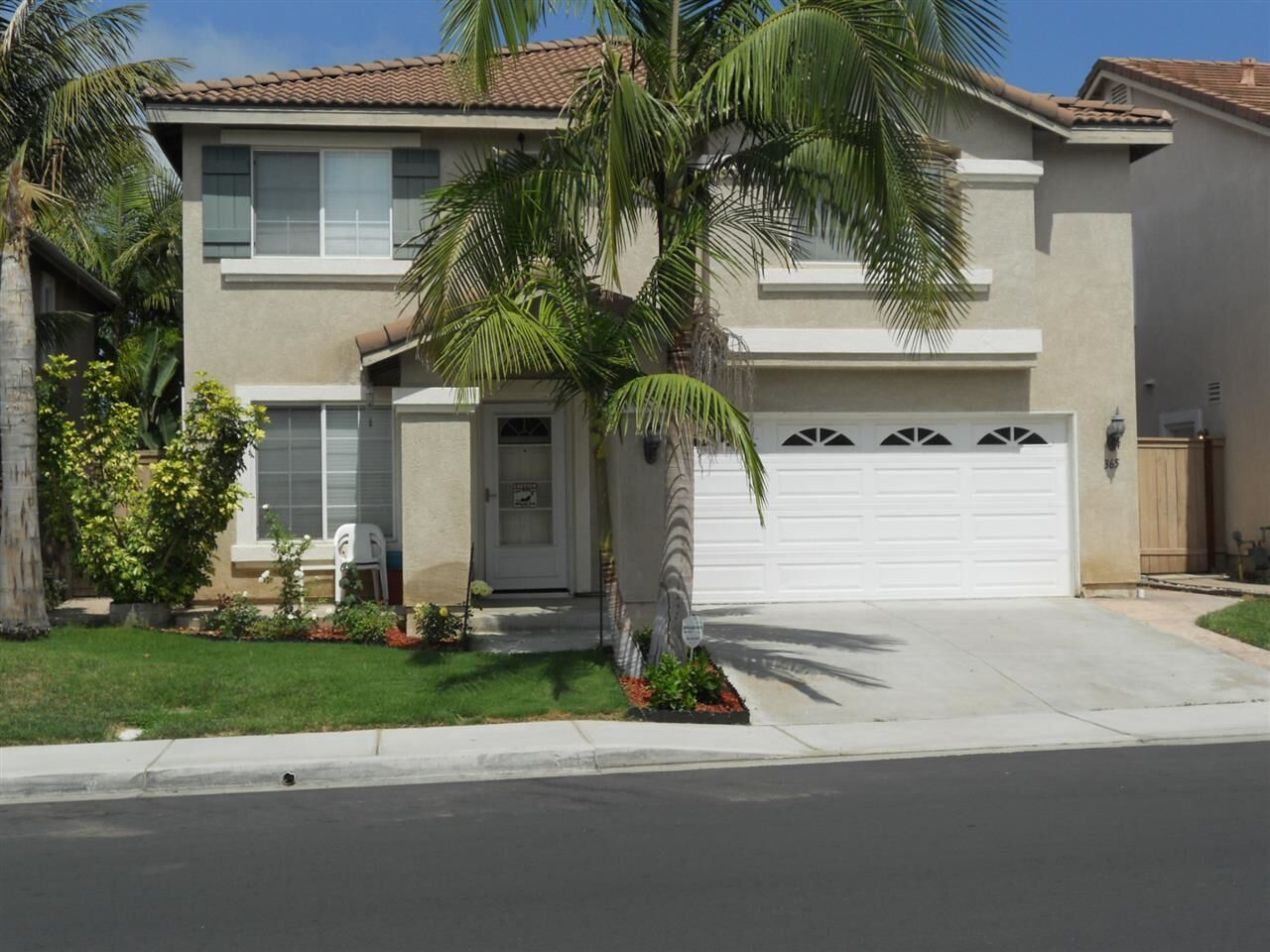 Property Photo:  365 Spring Canyon Way  CA 92057 