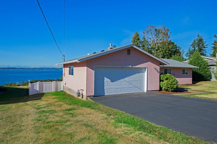 Property Photo:  6941 Holeman Ave  WA 98230 