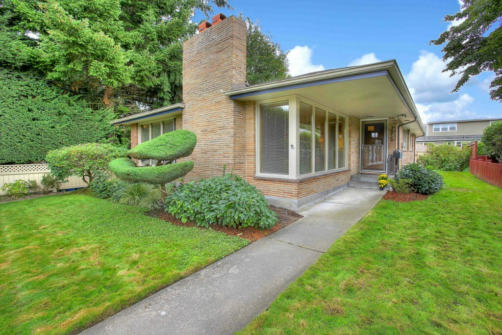 Property Photo:  3216 N 22nd St  WA 98406 