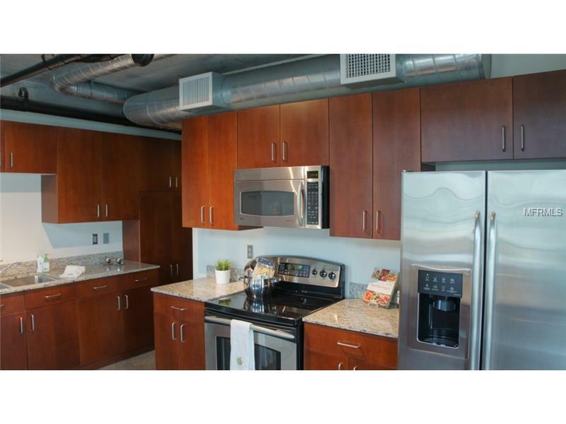 Property Photo:  1212 E Whiting Street 402  FL 33602 