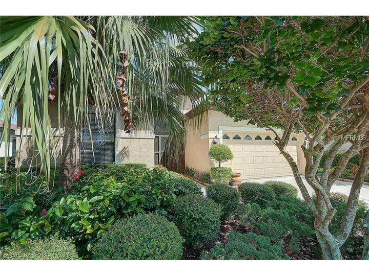 Property Photo:  8045 Stirling Falls Circle  FL 34243 