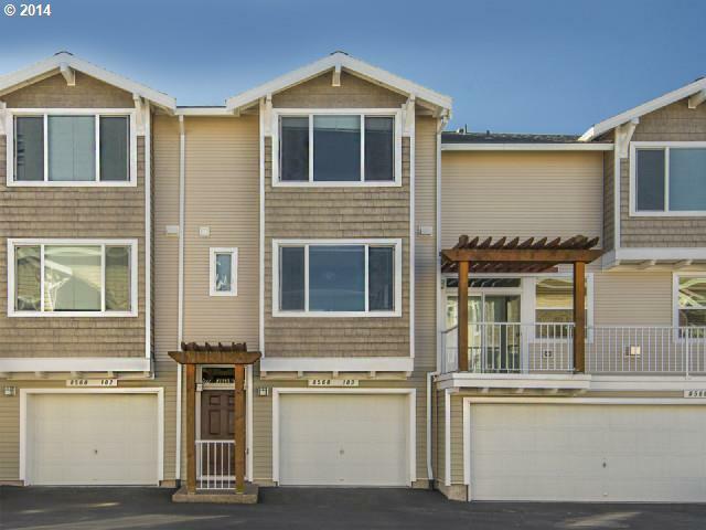 Property Photo:  8560 SW 147th Ter 103  OR 97007 