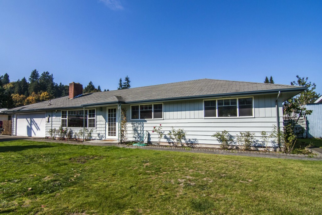 Property Photo: 15011 131st Ave SE WA 98058