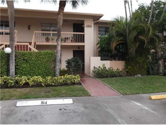Property Photo:  13809 Royal Palm Court C  FL 33484 