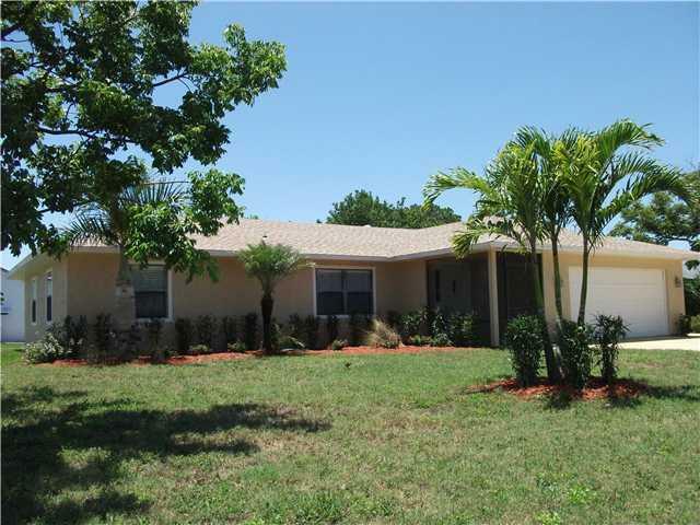 Property Photo:  2098 SW Libra  FL 34984 