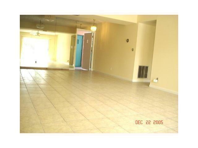 Property Photo: 642 13th Street 21 FL 33486
