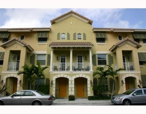 Property Photo:  1232 Via Maggio  FL 33426 