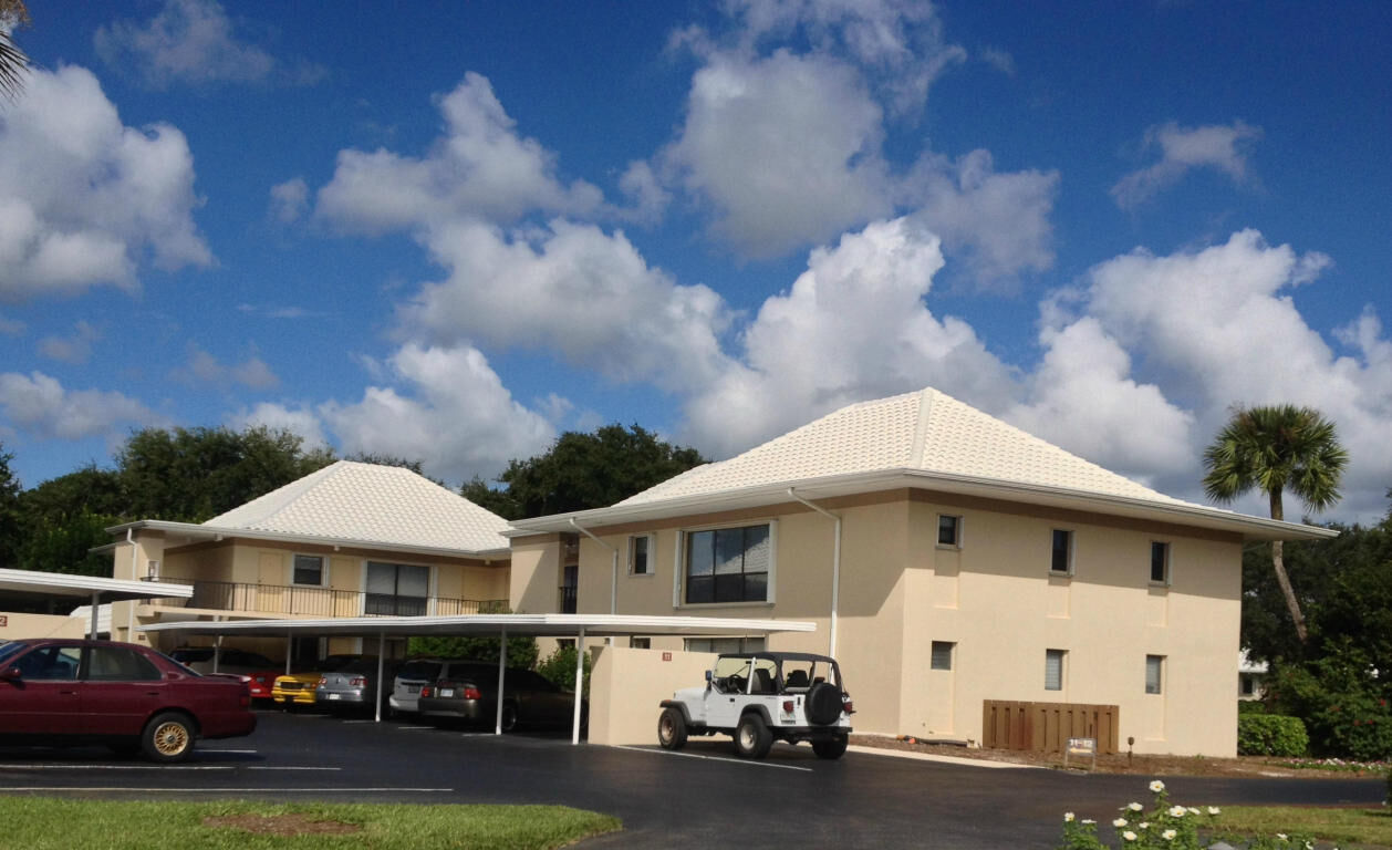 Property Photo: 11 SE Concourse Dr # 11-E FL 33469