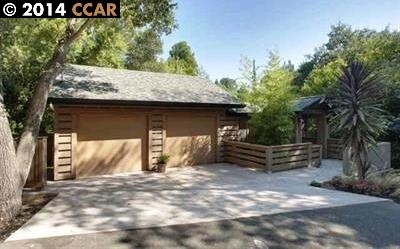 Property Photo:  4438 Sequoyah Rd  CA 94605-4643 