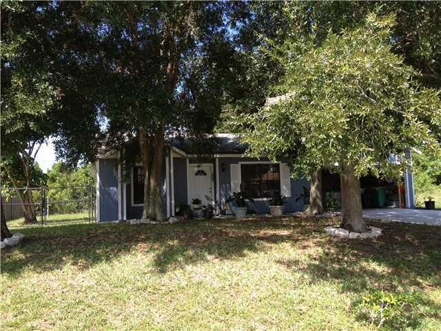 Property Photo:  1009 Dubuque  FL 34953 