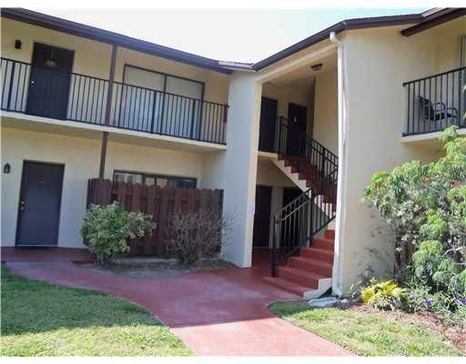 Property Photo:  2050 Oleander Boulevard 8 102  FL 34950 