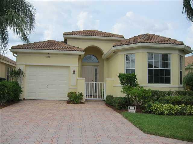 Property Photo:  7072 Cataluna Circle  FL 33446 