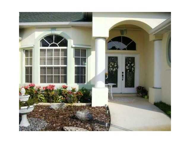 Property Photo:  485 Nome Drive  FL 34984 