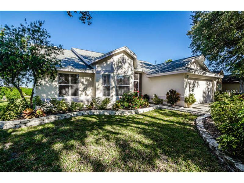 Property Photo:  916 Westwinds Boulevard  FL 34689 