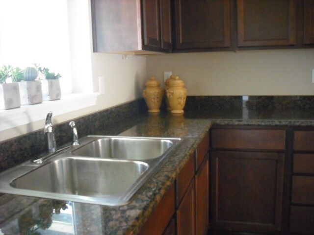 Property Photo:  103 Oak Ct SE  WA 98576 