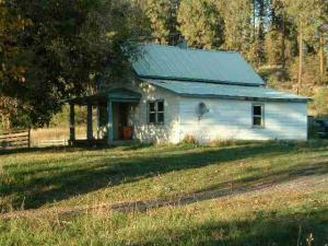 Property Photo:  1268 Schreiber Rd  WA 99141 