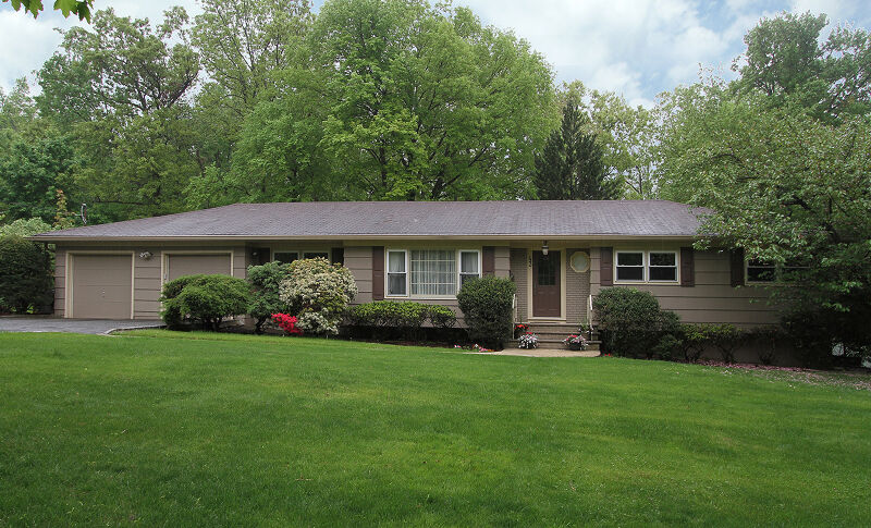 Property Photo:  43 Morningside Dr  NJ 07039 