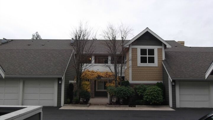 Property Photo: 5402 Lake Washington Blvd NE H WA 98033