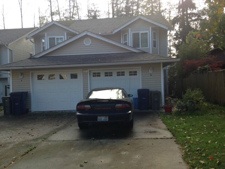 2024 104th St SW B  Everett WA 98204 photo