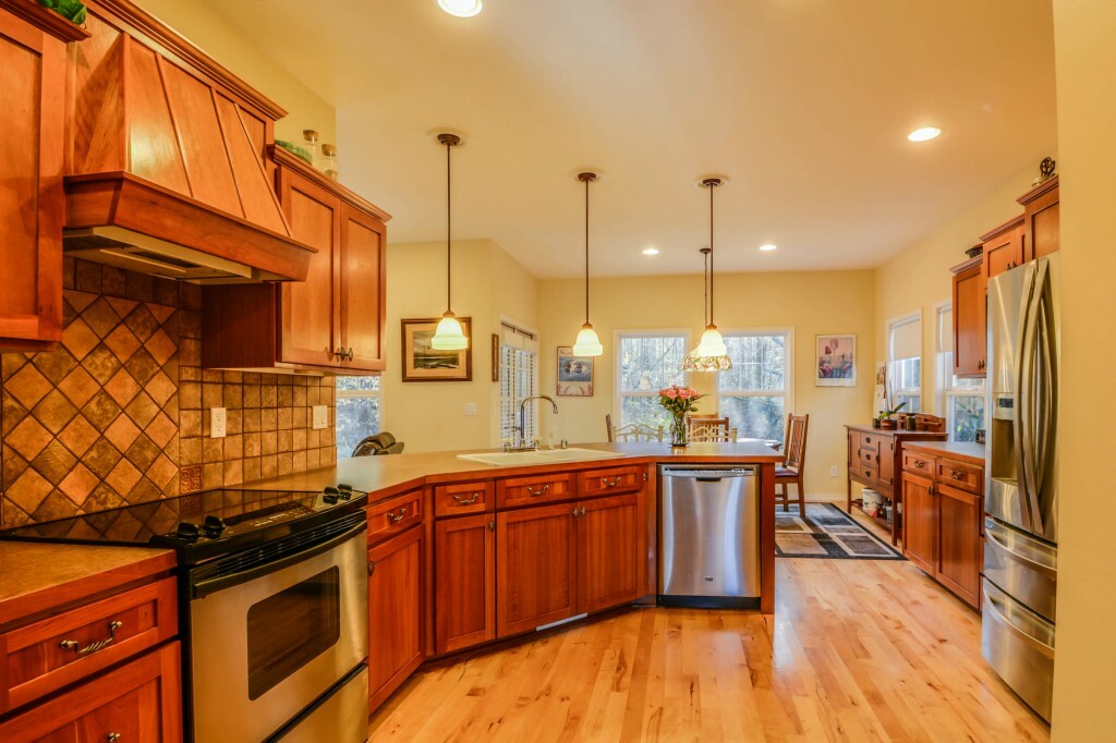 Property Photo: 3816 Dogwood Place WA 98274