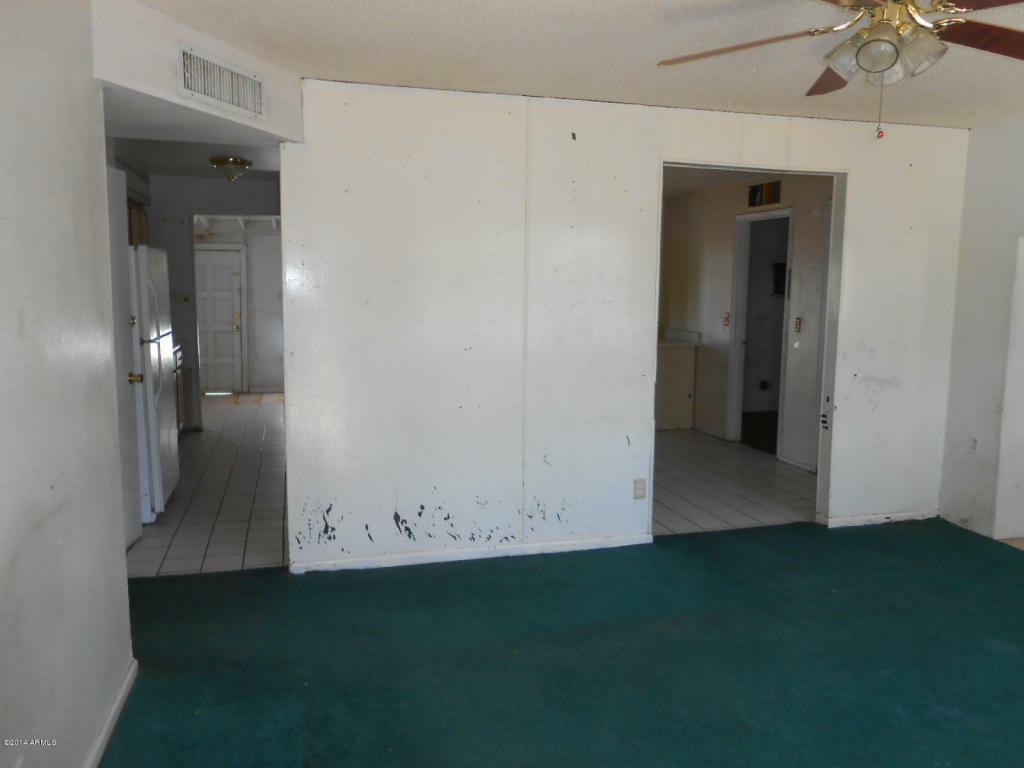 Property Photo:  1718 S 80th Place  AZ 85209 