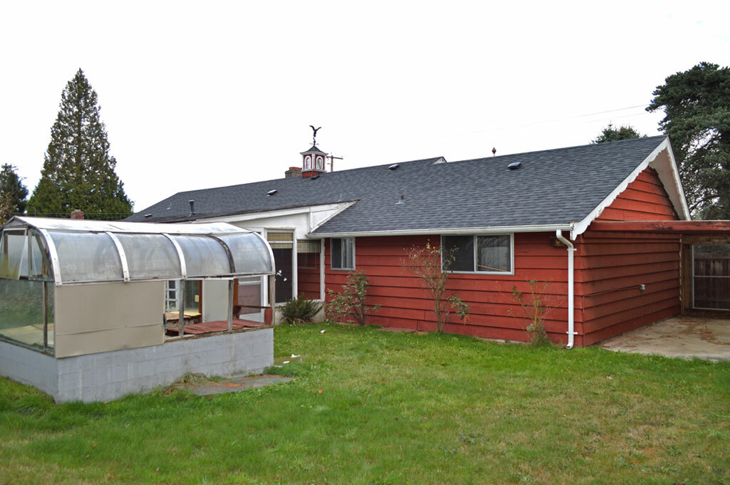 Property Photo:  12002 Woodland Ave E  WA 98373 