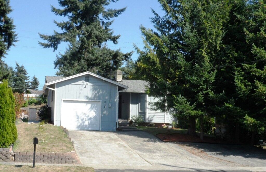 Property Photo:  815 S Orchard  WA 98465 
