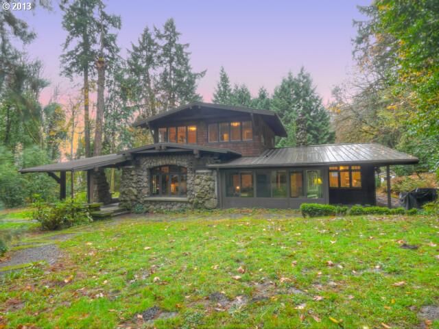 Property Photo:  49 Briarwood Rd  OR 97034 