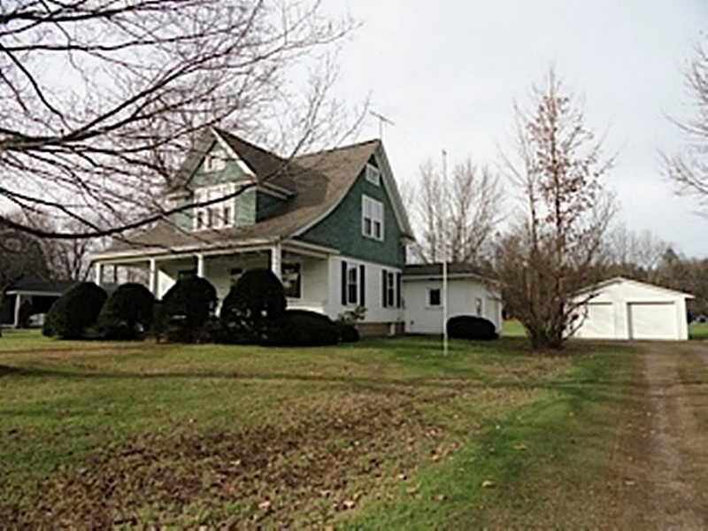 Property Photo: 220 W 3rd Street PA 16441