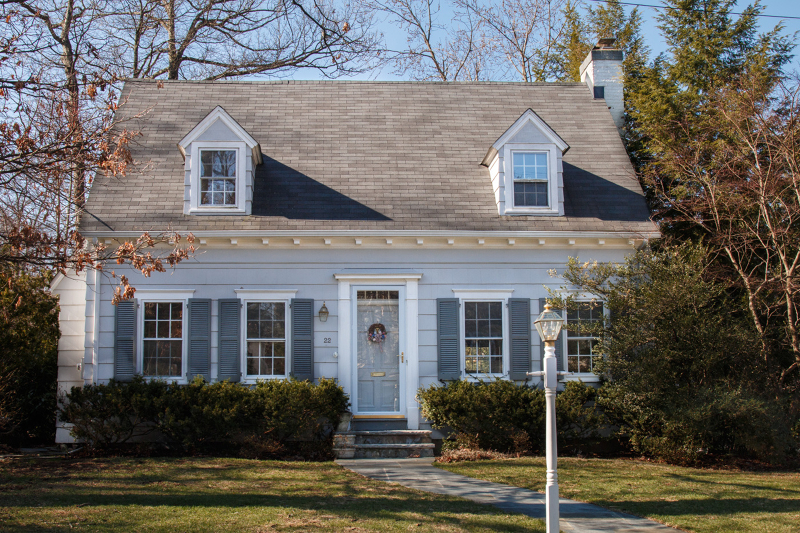 Property Photo:  22 Inwood Rd  NJ 07078 