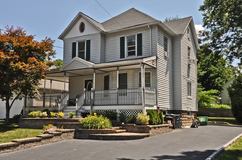 Property Photo:  60 Taylor St  NJ 07642 