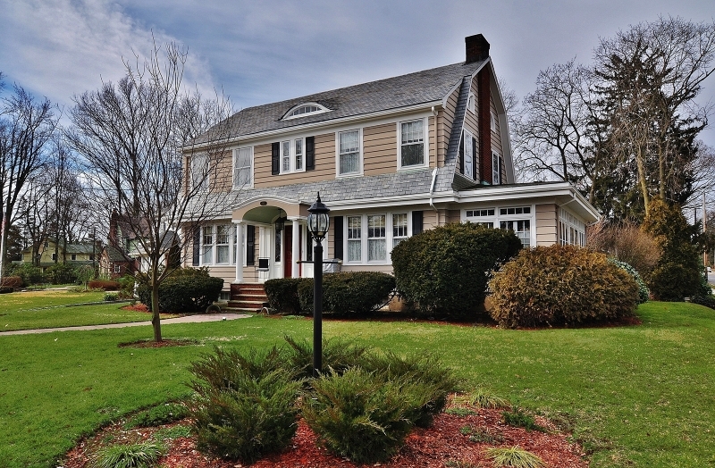 Property Photo:  660 Lincoln Ave  NJ 07506 