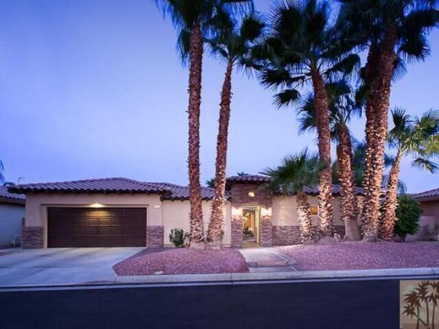 Property Photo:  