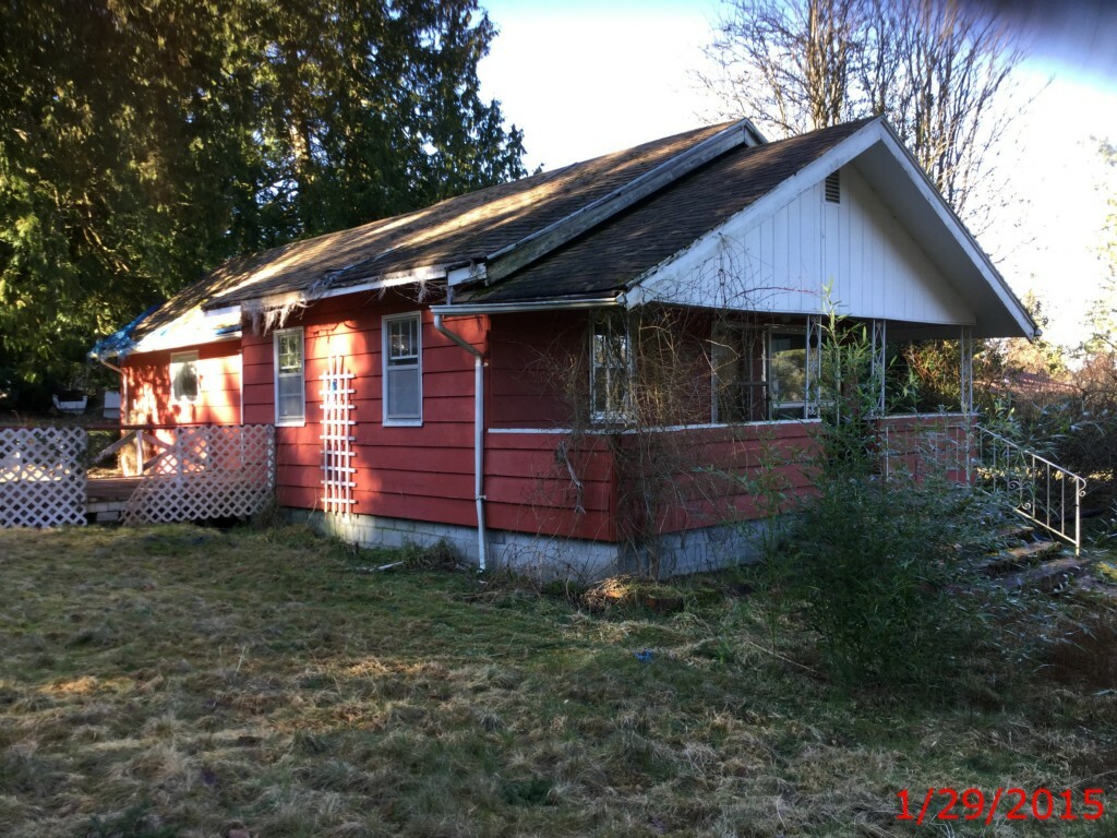 Property Photo:  1227 Lakeview St  WA 98229 