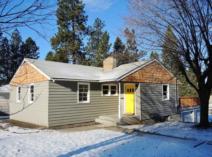 Property Photo: 3929 E Pratt Ave WA 99202