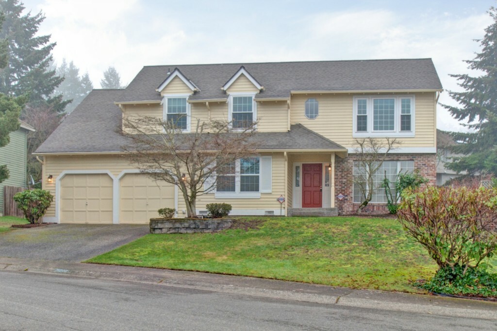 Property Photo: 21208 103rd Ave SE WA 98031