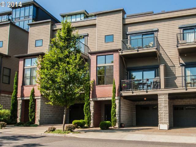 Property Photo: 617 NW 24th Ave OR 97210