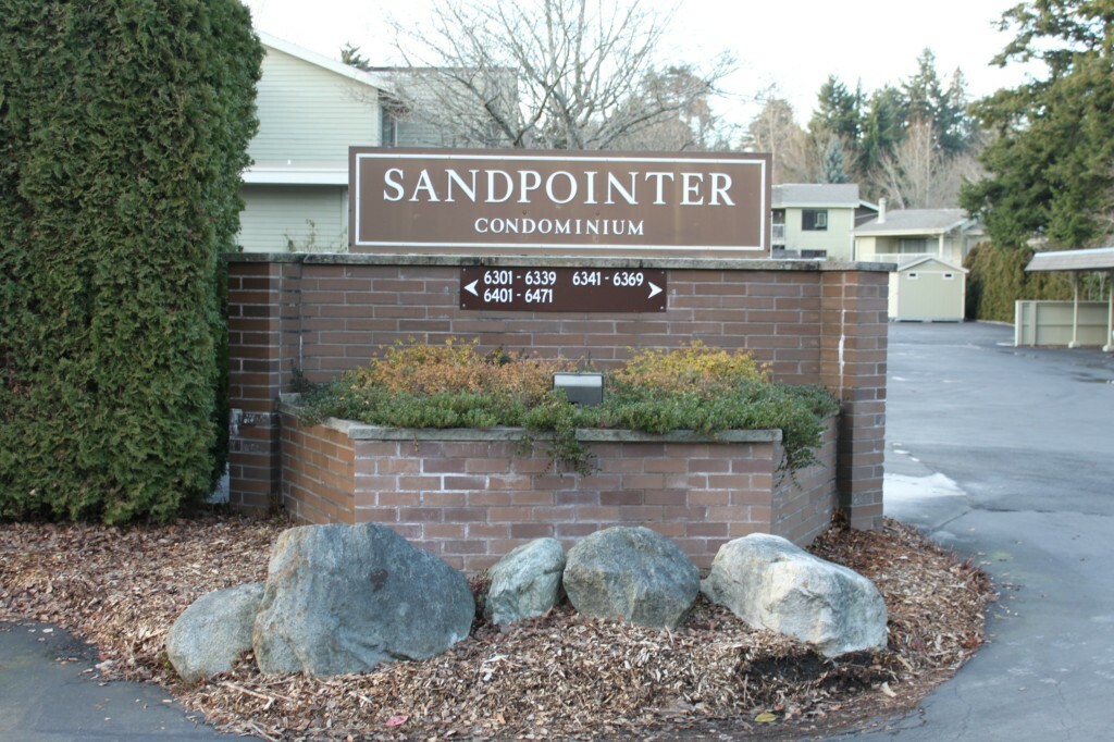 Property Photo:  6357 Sand Point Way NE A-1  WA 98115 