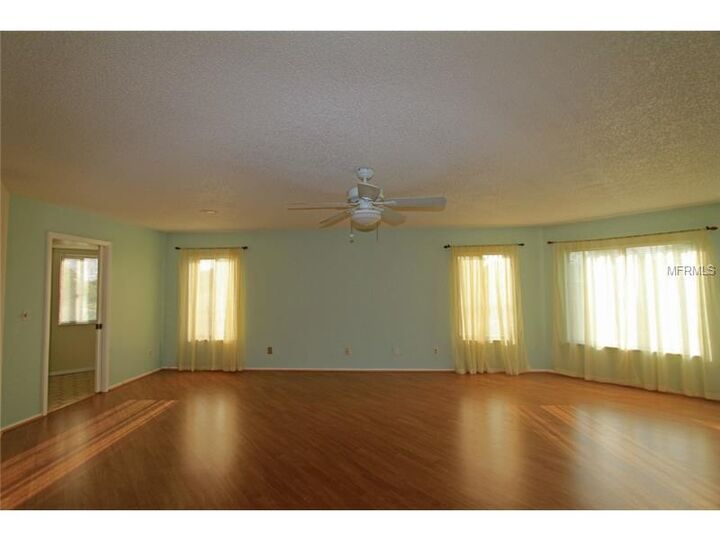 Property Photo: 806 Capri Isles Boulevard 215 FL 34292