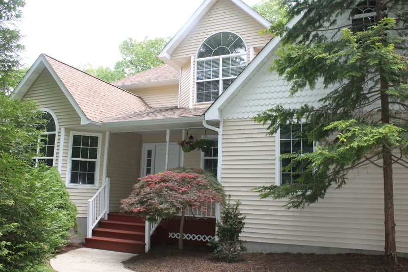 Property Photo: 1 Surrey Ln NJ 07871