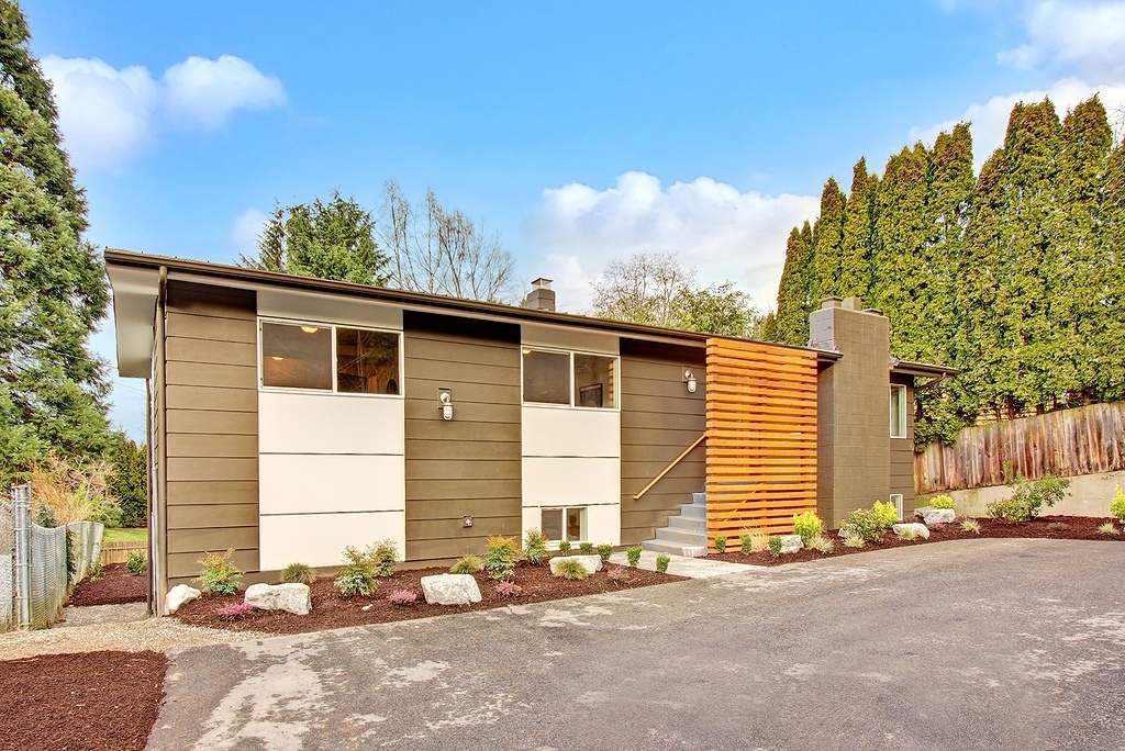 Property Photo:  2754 NE 103rd St  WA 98125 