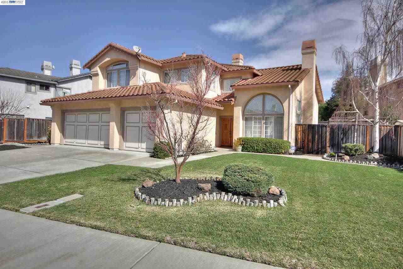 Property Photo:  32469 Monterey Dr  CA 94587 