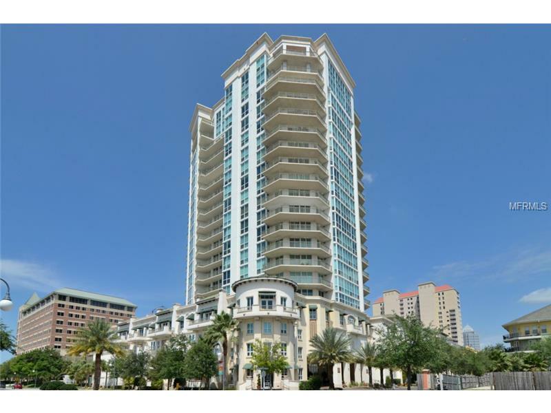 Property Photo:  450 Knights Run Avenue 704  FL 33602 