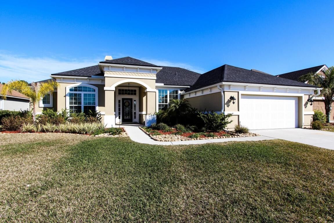 Property Photo:  746 Eagle Cove Drive  FL 32003 