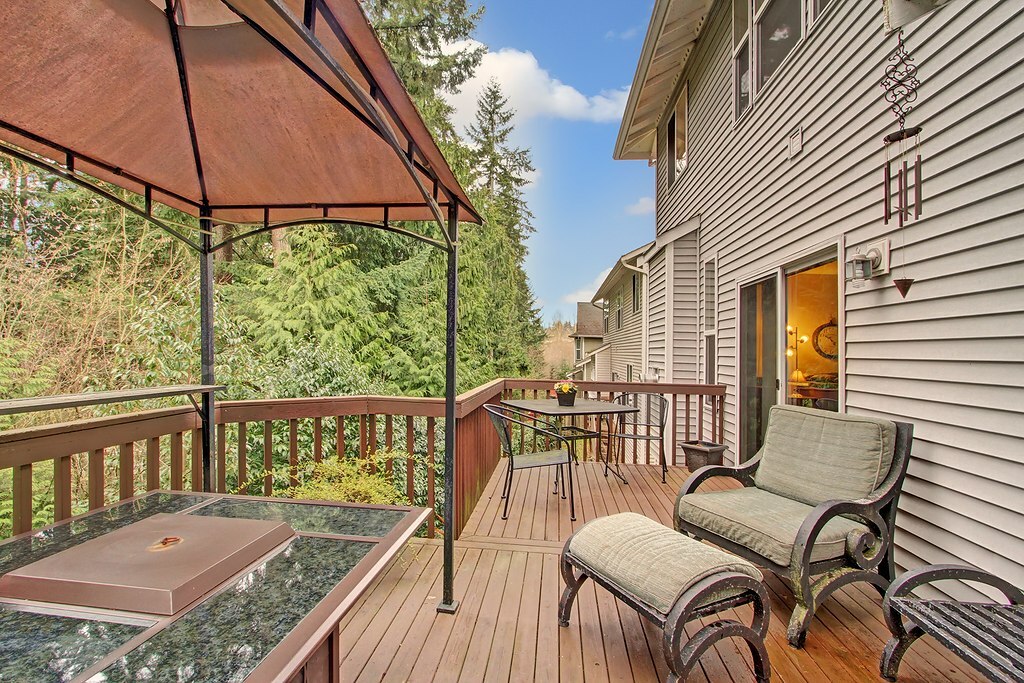 Property Photo:  2120 151st Place SW  WA 98087 