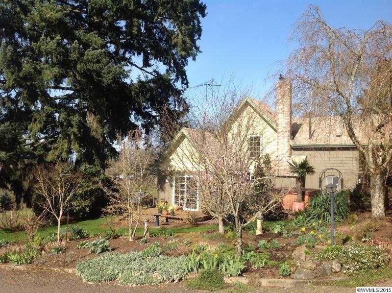 Property Photo:  4150 Coates Crest Wy SE  OR 97317 