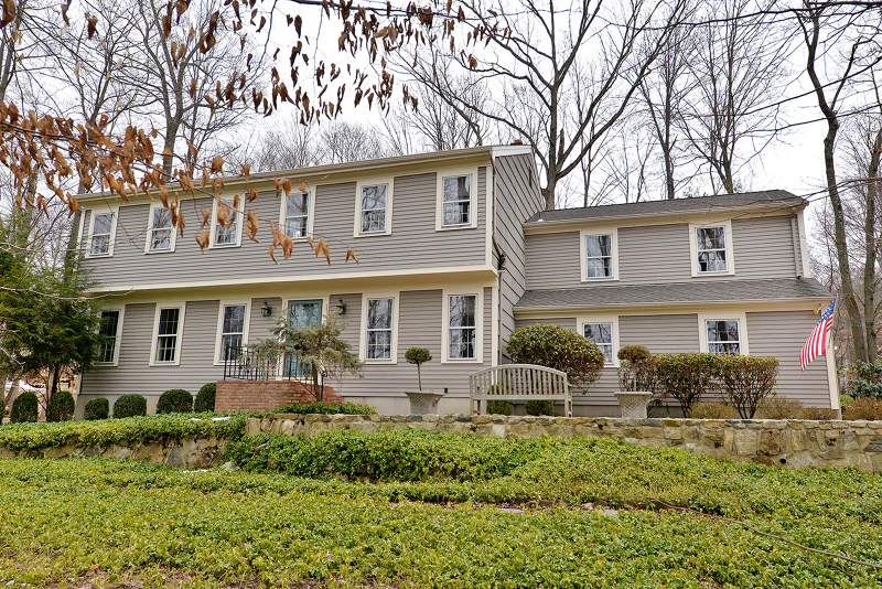 Property Photo: 6 Rolling Ridge Rd NJ 07869