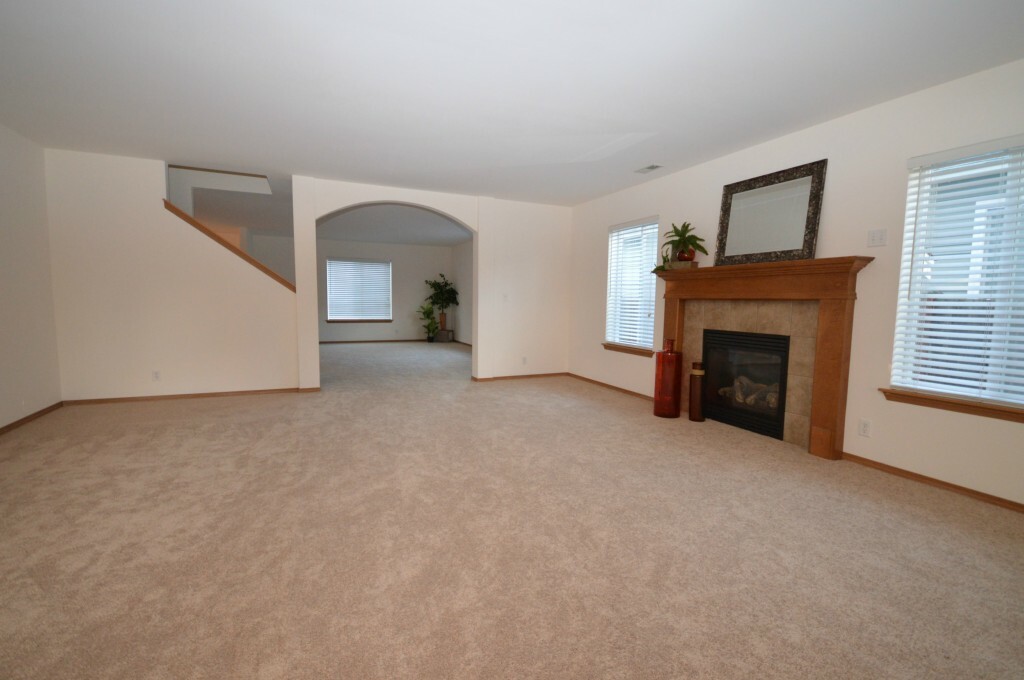 Property Photo:  5716 Arcarro Ct SE  WA 98503 