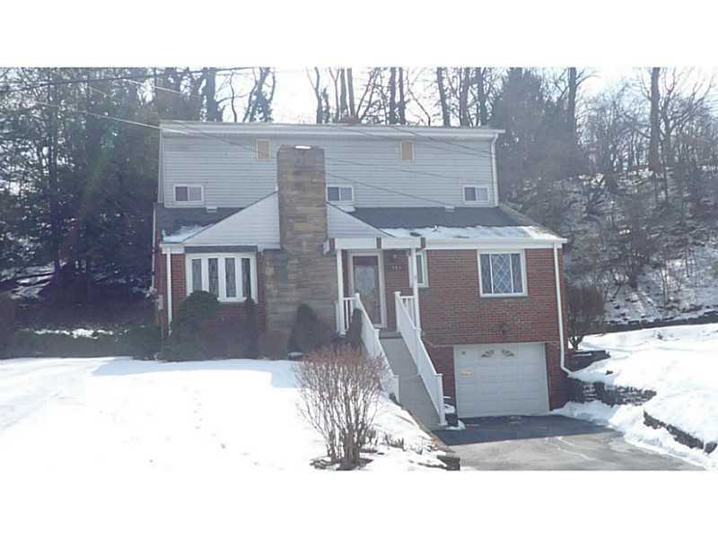 Property Photo:  157 Grienbrier Drive  PA 15106 