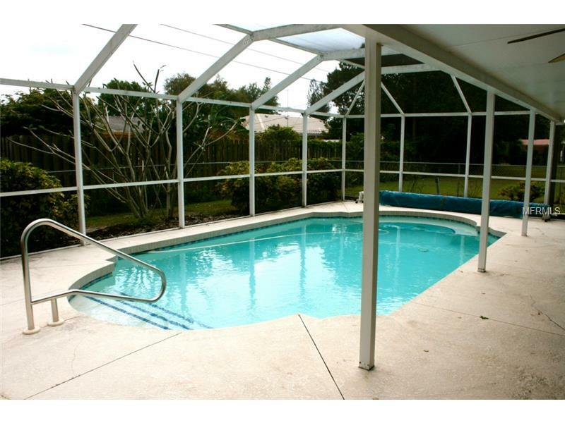 Property Photo: 436 Peppertree Road FL 34293